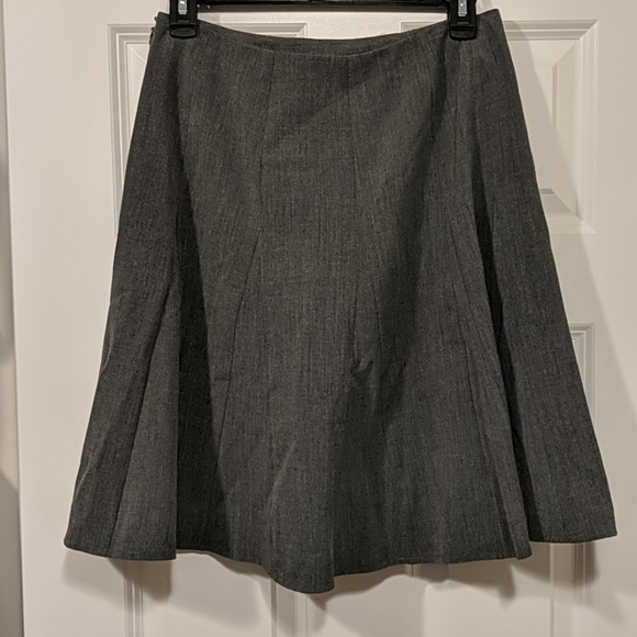 Business skirt from The Limited - Picture 2 of 4